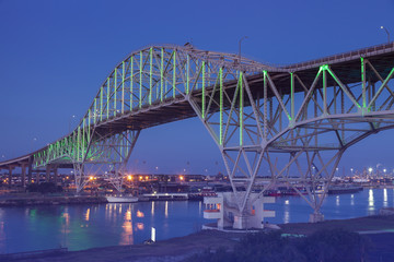 Fototapeta na wymiar Corpus Christi Harbor Bridge