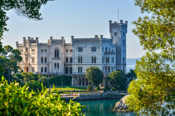 Naklejka premium Schloss Miramare - Zamek Miramare