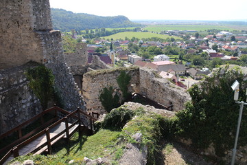 Fototapeta na wymiar Ruins of Beckov castle, Slovakia