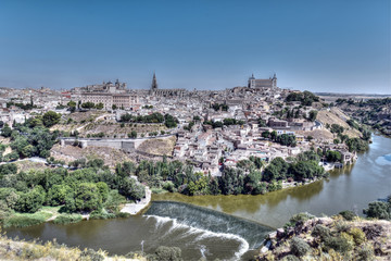 Fototapeta na wymiar Scenic view of the old city of Toledo in Spain