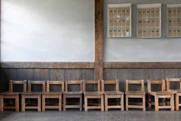 教室の椅子