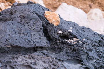 Lavagestein am Strand auf Sardinien - Spiaggia di Ziu Martine