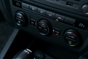 Modern car Air Conditioning unit controller with auto climate