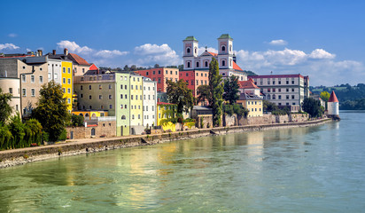 Colorful traditional houses on Inn river in historical old town Passau, Germany © Boris Stroujko