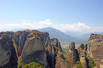 Fototapeta na wymiar Beautiful Landscape view of the amazing mountains and rocks in Meteora, Greece
