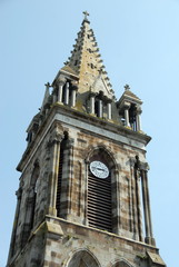 Fototapeta na wymiar Ville de Combourg, clocher de l'église Notre-Dame de Combourg, département d'Ille-et-Vilaine, Bretagne, France