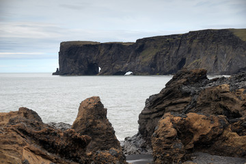 Fototapeta na wymiar Küste an der Dyrholaey, Island