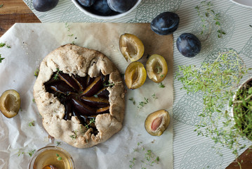 plum galette