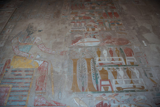 Hyroglyphen im Hatschepsut Tempel in &Auml;fypten