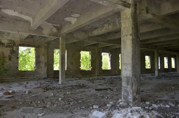 Abandoned warehouse - opuszczony magazyn