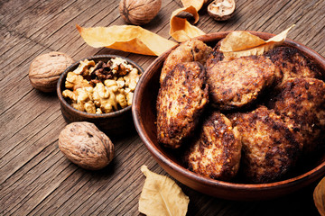 Vegetarian cutlet from walnut