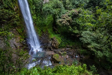 Fototapeta na wymiar waterfall costa rica