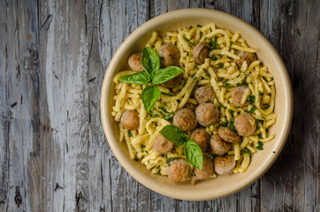 Homemade spaetzle, barbecue sausage and fresh cheese