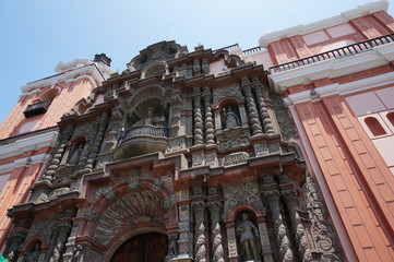 ペルーのリマの旧市街の教会