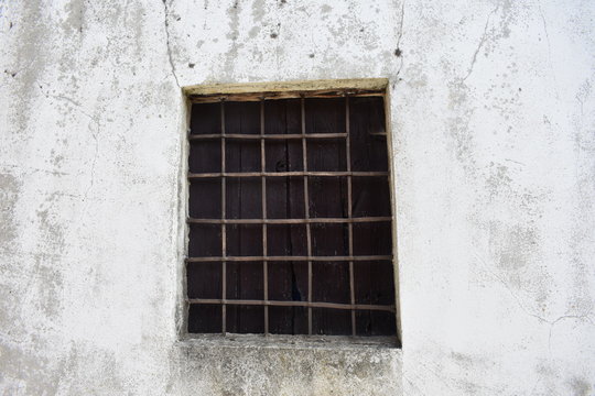 Ventana con verjas  