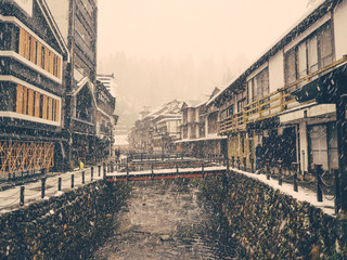 Naklejka premium 銀山温泉