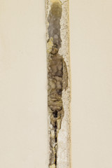 Abstracci&oacute;n de una junta de dilataci&oacute;n