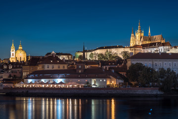 Fototapeta na wymiar Prague panorama at night