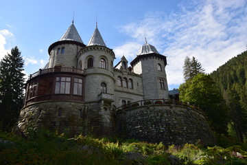 Fototapeta na wymiar Valle d'Aosta - Castel Savoia a Gressoney