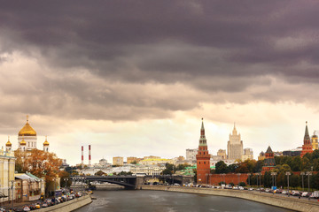 Fototapeta premium Moscow center river lanscape with steamer boat and bridge