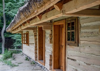 Skansen, stare chaty na Ukrainie, Lwów © Urszula