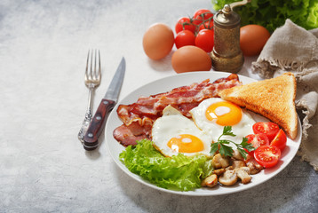 breakfast with plate of fried eggs