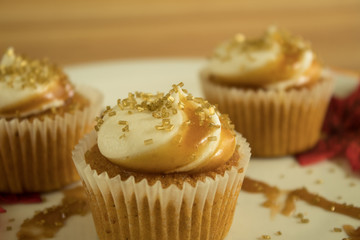 Mini Pumpkin Spice Cupcakes