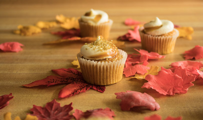Mini Pumpkin Spice Cupcakes