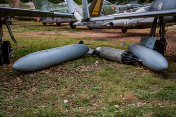 Collection d'avions anciens du Château de Savigny Lès Beaume