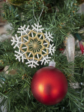 Handmade decorative ornaments for the Christmas tree