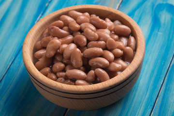 Cooked white beans