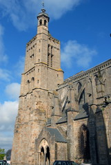 Fototapeta na wymiar Ville de Dol de Bretagne, cathédrale Saint-Samson (XIIe-XIIIe), département d'Ille et vilaine, Bretagne, France