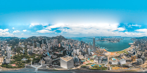 Fototapeta premium 360 Widok z lotu ptaka panorama miasta Hong Kong, Chiny