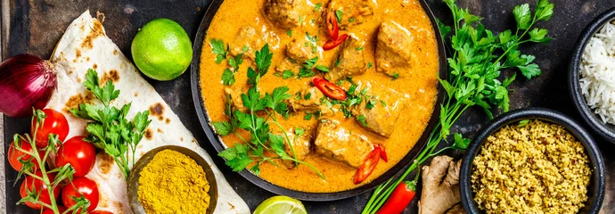 Photo sur Aluminium Plats de repas Curry et ingrédients traditionnels