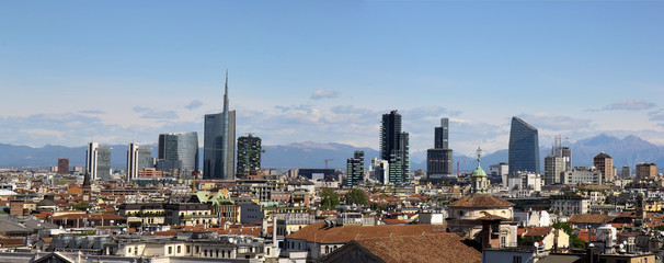 Naklejka premium Milan city panoram viewed from the top of Milan Cathedral
