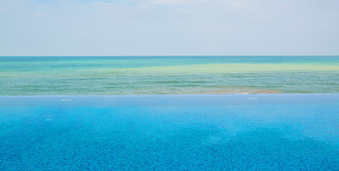 View of the basin with blue water, sea and sky