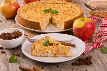 Crumble apple cake.