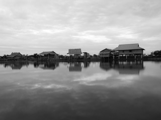 Fototapeta premium Landscape wooden home waterfront