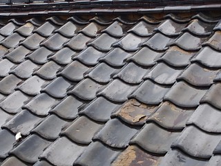 雨漏り修理は瓦屋根もお任せ！千葉県千葉市の【株式会社ハジメ】が誠実対応 |株式会社ハジメ