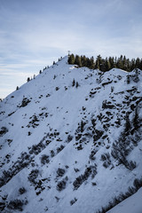 Ausblick auf den Gipfel im Winter