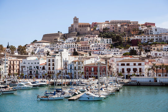 Ibiza ed il suo porto