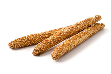 Knusprige Laugenstangen mit Sesam