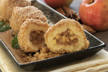 topfenknödel, Birnenfülle, Äpfelfülle