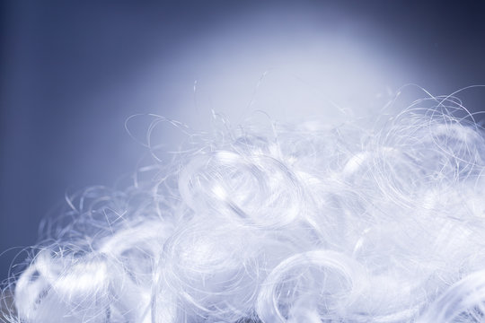 n&auml;rbild p&aring; tomtesk&auml;gg mot gr&aring; bakgrund textur bakgrund