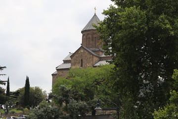 Fototapeta na wymiar Old christian church Metekhi in Tbilisi city