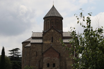 Fototapeta na wymiar Old christian church Metekhi in Tbilisi city