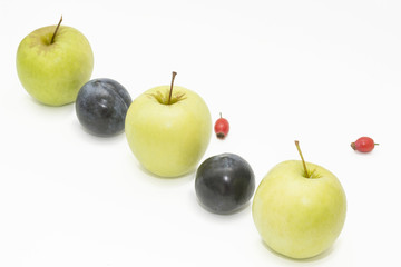 apples and plums, diagonal