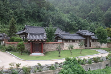 Deokcheon Folk Village