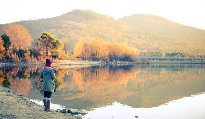 Fototapeta na wymiar fishing on the lake