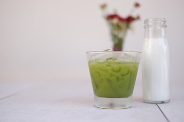 Iced green tea with milk